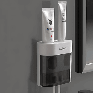 Aplicador de creme dental escova